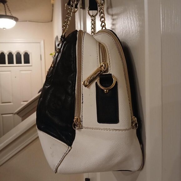 Betsey Johnson skull-embossed handbag, Skull Boss Bucket bag, Skullicious Tote - Picture 5 of 8